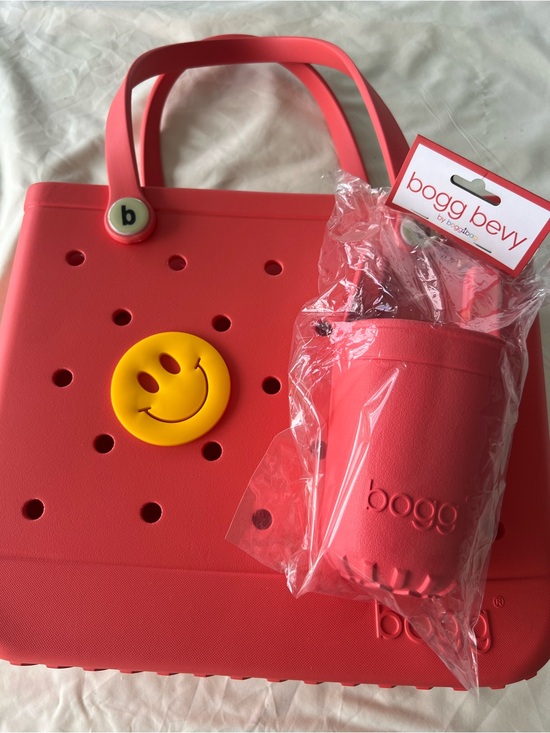 BOGG BAG Handbags - BOGG BAG Orangey Coral Tote with Yellow Smile Jibbitz & Cup Holder, NWOT